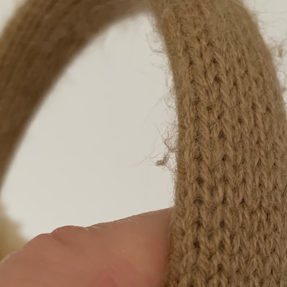 Ear Muffs, Soft and Cozy Winter Ear warmers. - Picture 11 of 14